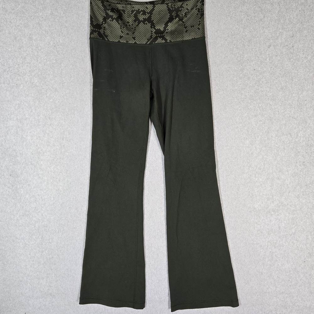 Lululemon Women Activewear Pants 10 Green Snake Groove Pant III Flare Leg READ